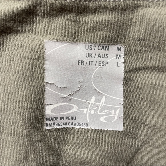Oakley ladies T-shirt size medium - Picture 6 of 6